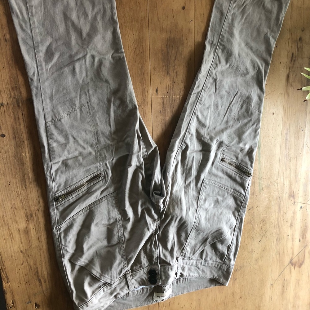 Unisex khaki capris